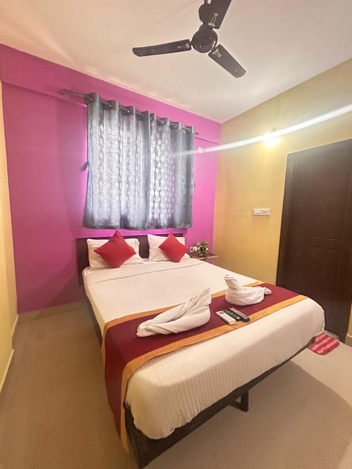 Hotel Prakrathi Residency Bangalore Exterior photo